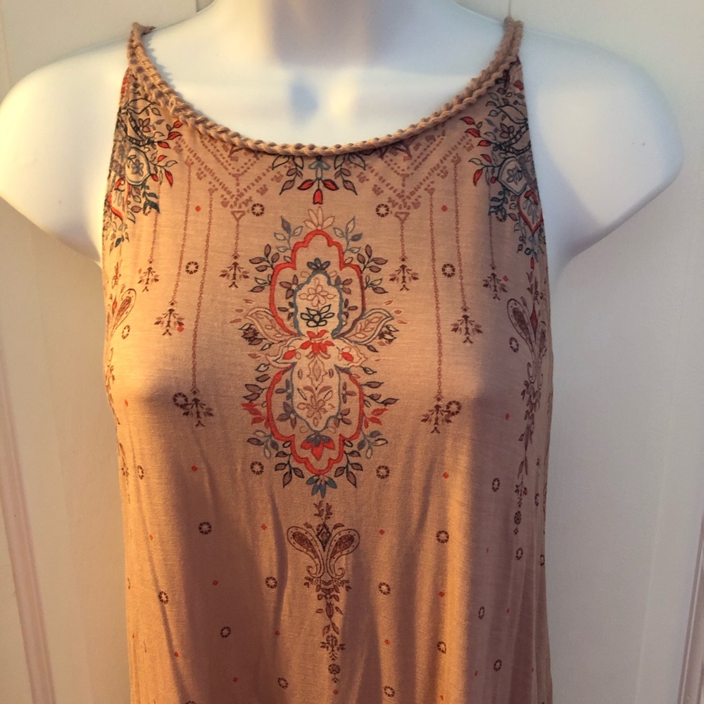Detailed tank top